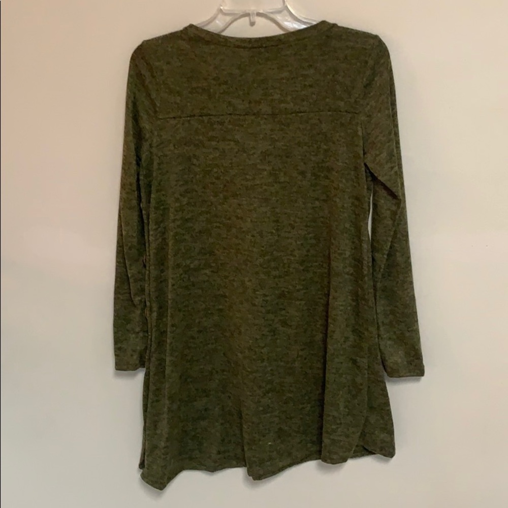 NWOT Olive Asymmetrical Hem Hacci Tunic - Picture 3 of 3